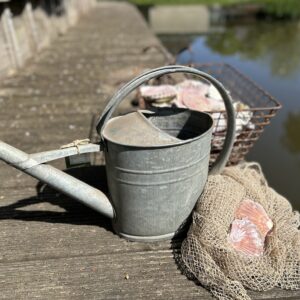 Brocante zinken gieter