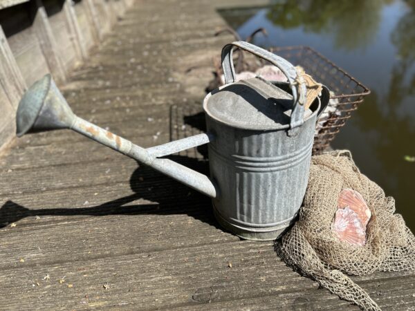 Brocante zinken gieter - Afbeelding 4