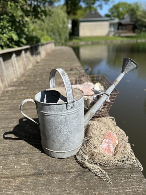 Brocante zinken gieter - Afbeelding 3