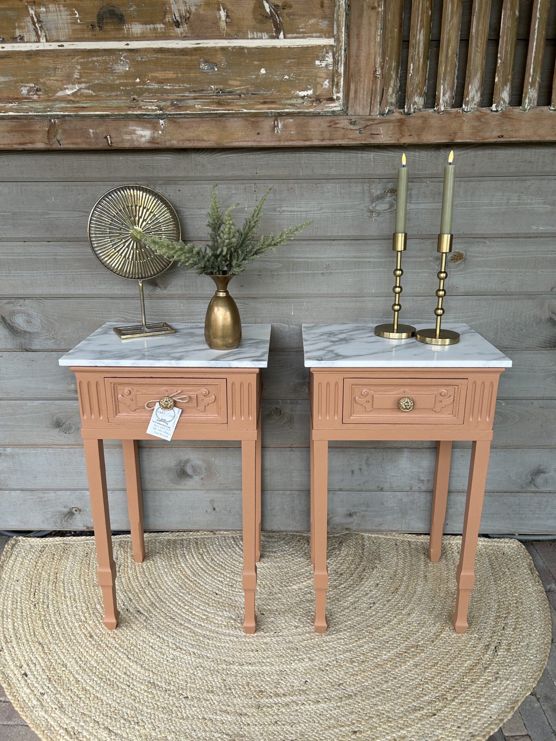 Set nachtkastjes Chestnut mare met marmerenblad - Afbeelding 5