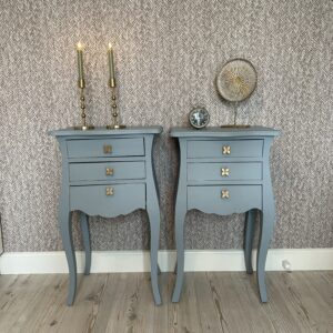 Sfeervol set nachtkastjes in de kleur Paisly