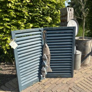 Sfeervolle decoratieve luiken